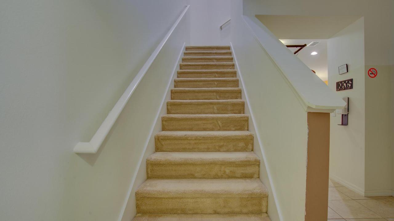 4 Bedroom Sunhaven Townhouse With Pool Near Disney Kissimmee Exterior photo